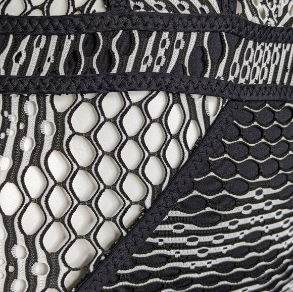 Becca black white mesh semi sheer low cut one piece swimsuit M - Picture 4 of 13